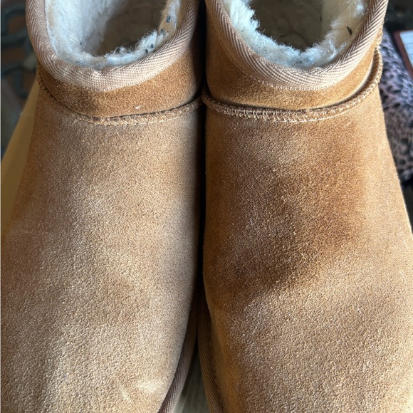 UGG Classic Ultra Mini Boot Women Size 9 - Picture 8 of 11